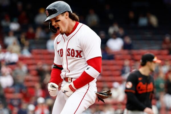 Devers के पास कैरियर-हाई 8 RBI है, जिसमें 13 रन में ग्रैंड स्लैम शामिल है, जिसमें रेड सोक्स राउट ओ के 19-5 के ओपनर में Devers के पास कैरियर-हाई 8 RBI है, जिसमें 13 रन में ग्रैंड स्लैम शामिल है, जिसमें रेड सोक्स राउट ओ के 19-5 के ओपनर में
