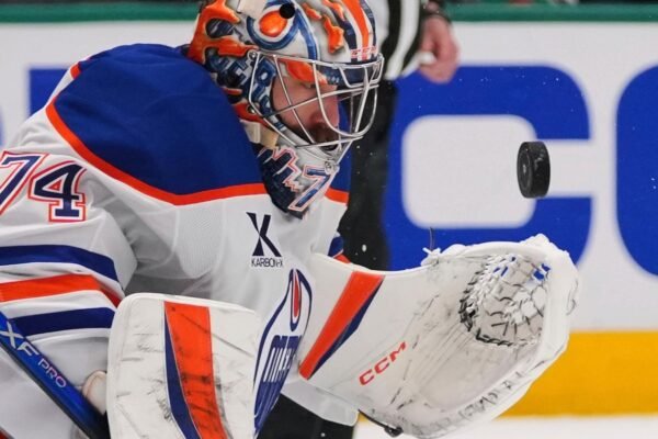 McDavid और Oilers एक रन में पैंथर्स के खिलाफ एक और कप चांस के लिए सेट करते हैं जो अलग लगता है McDavid और Oilers एक रन में पैंथर्स के खिलाफ एक और कप चांस के लिए सेट करते हैं जो अलग लगता है